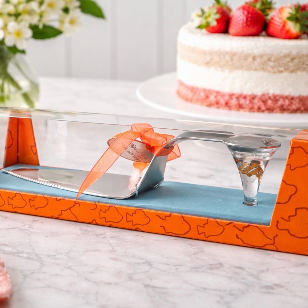 Wild Eye Design High Heel Cake Server Liquid Fish Heel Novelty Dessert Knife NEW